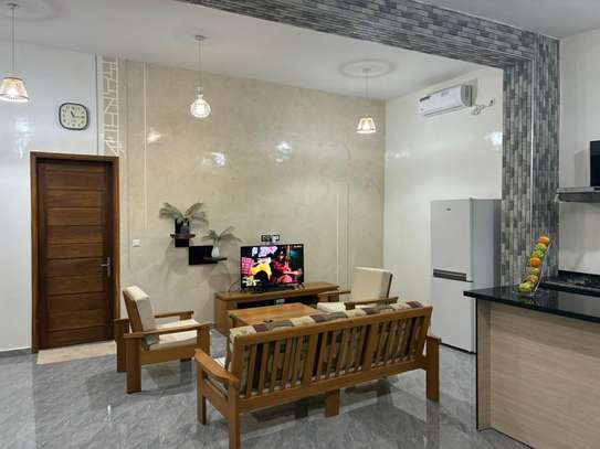 À VENDRE – Villa avec piscine à Nianing image 12