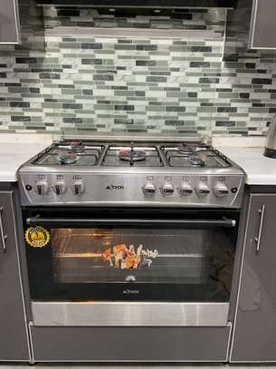 CUISINIERE image 3