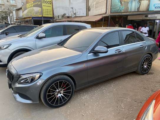 Mercedes C200d 2017 image 2