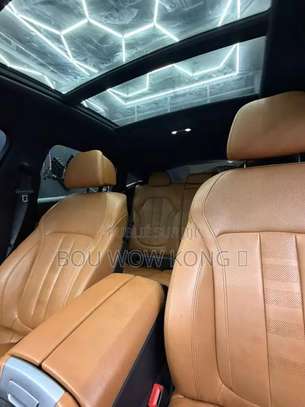 BMW X6 M50i 2022 image 6
