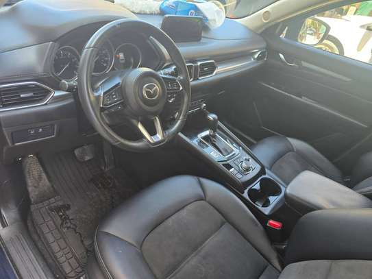 Mazda CX5 2022 image 4