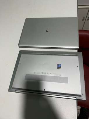 HP 830 elitebook G8 i5 image 4