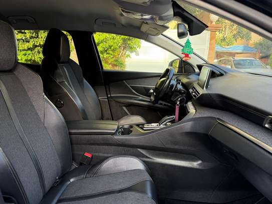 Peugeot 3008 année 2020 image 7