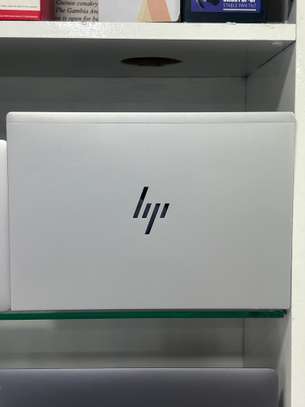 hp elitebook 6 G1A ryzen 5 pro image 2