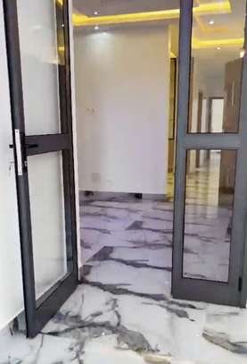 APPARTEMENT F3 À LOUER AUX ALMADIES RECASEMENTS image 11