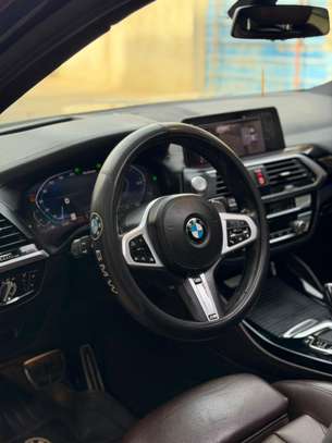 BMW X4 2020 image 9