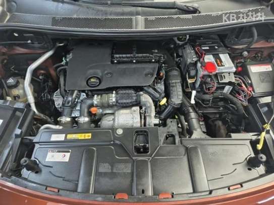 Peugeot 3008 2017 Allure diesel image 12