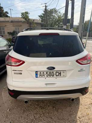 Ford Escape image 4