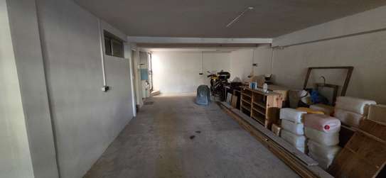 Vente Villa Cité Biagui /Produit atypique à gros potentiel. image 8
