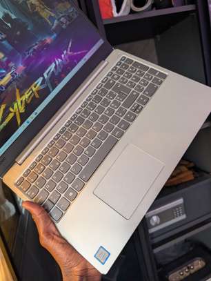 Lenovo i5 8th gen/ SSD 256gb +250gb Ordinateur image 3