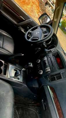 Mitsubishi Pajero 7place année 2015 image 2