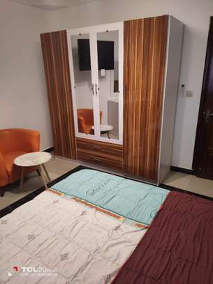 Appartement meublé à louer au Point E image 6