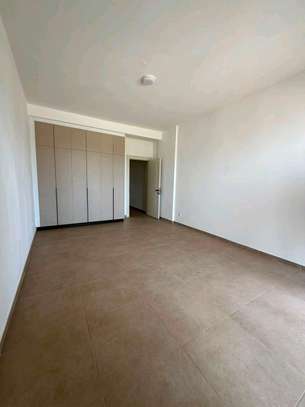 Appartement neuf F4 à louer image 6