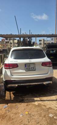 Mercedes-Benz GLC 300 4MATIC année 2016 image 3