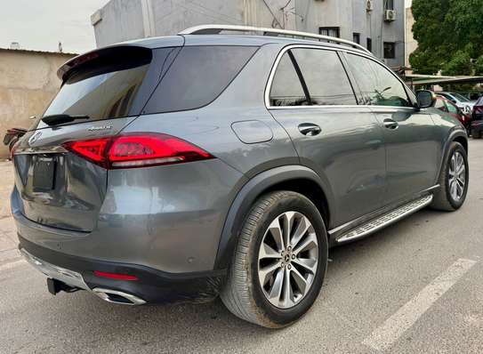 Je vend ma Mercedes Gle 450 automatique essence image 4
