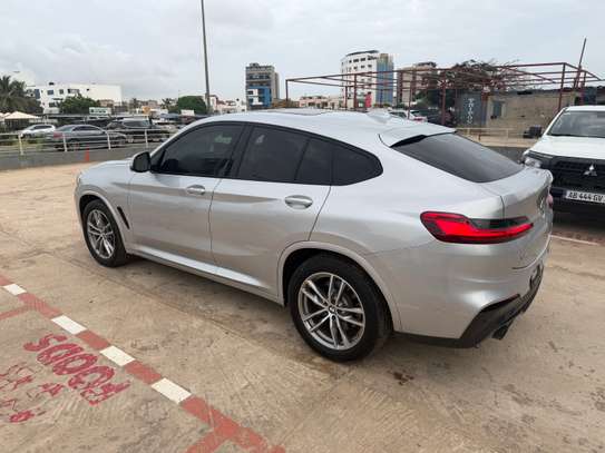 BMW X4 xDrive30i image 9