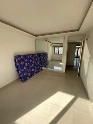 Appartement à louer au Point E image 9