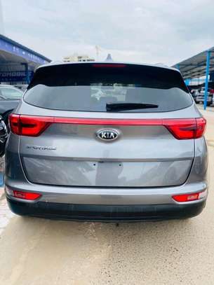 Kia sportage 2018 image 2