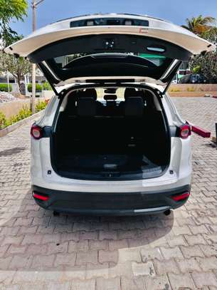 Mazda cx9 image 8
