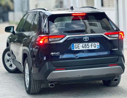 Toyota rav4 année 2022 image 3