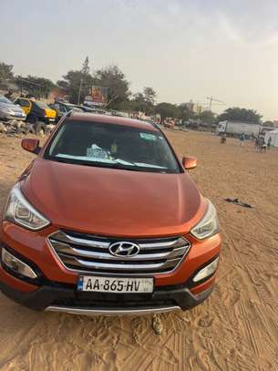 Hyundai Santafé image 1