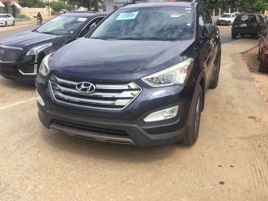 HYUNDAI SANTA FE image 1