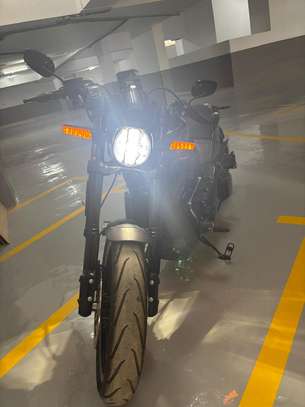 Harley davidson FXDR image 4