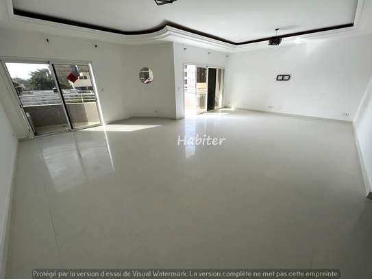 Appartement à louer aux Almadies image 1