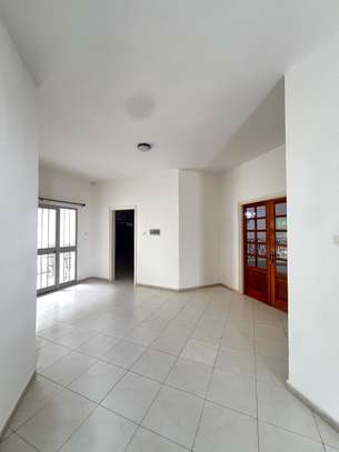 Villa à vendre à Ngor/Almadies image 9