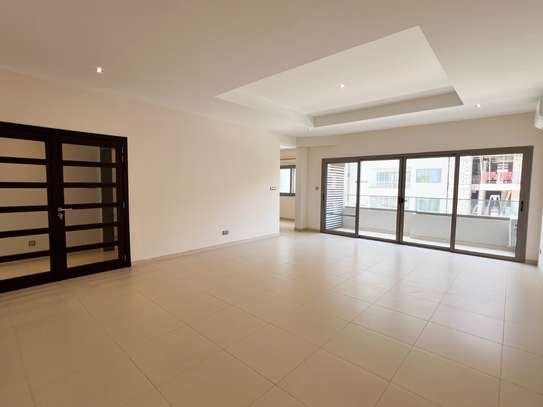 Appartement F4 au 2eme étage - Haut Standing image 1