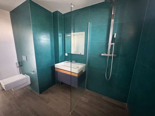 Penthouss à louer aux Almadie King fat image 14