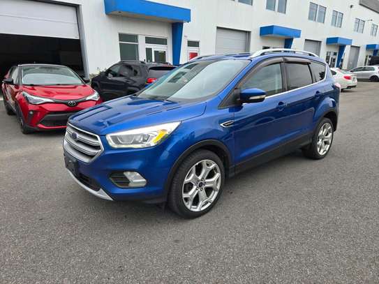Ford Escape image 1