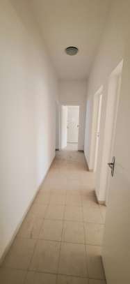 Opportunité spacieux F4 transformable Point E image 4