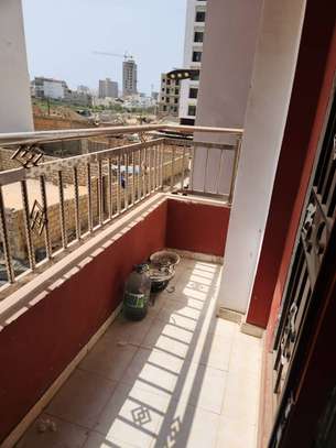Studios a louer aux Almadies image 3