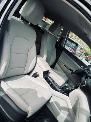 Hyundai Tucson année 2019 venant image 9