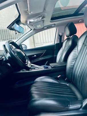 Peugeot 4008 GT-Line 2017 image 6