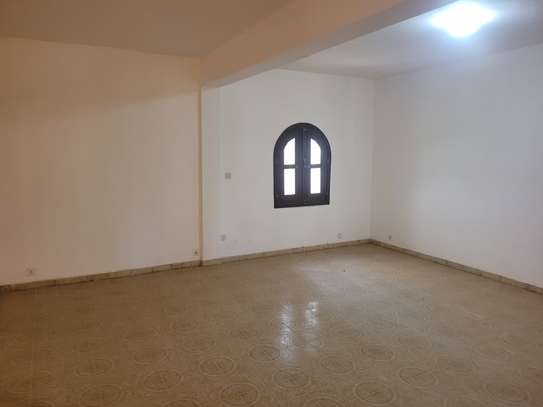 Villa à louer par mois image 7