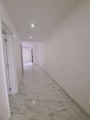 appartement de type f5 vue mer à louer fann 5eme étage image 9