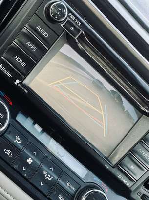Toyota RAV 4 xle 2018 image 14