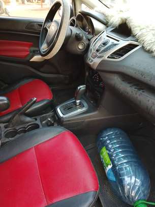 FORD FIESTA 2012 image 4