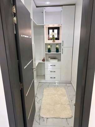 Appartement F5 à vendre au Point E image 9