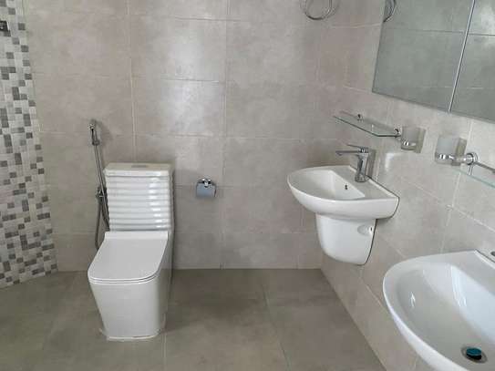 APPARTEMENTS F 4 NEUFS À LOUER NGOR ALMADIES image 6