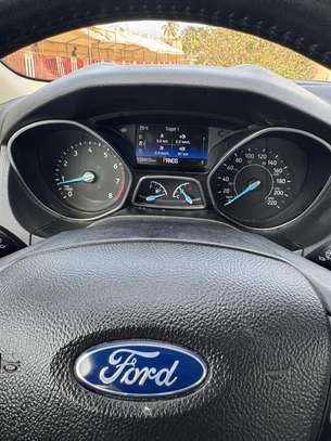 Ford Focus Titanium 2016 image 6