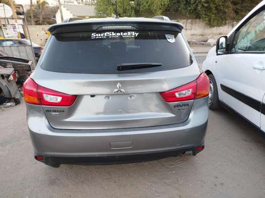 Mitsubishi rvr image 2