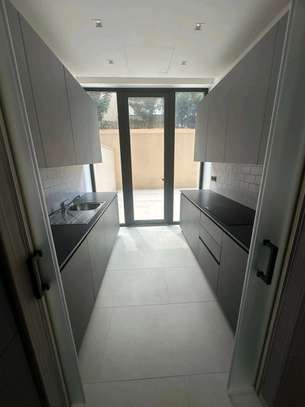 Superbe duplex corniche almadies image 12