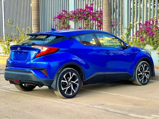 TOYOTA CH-R 2018 image 1