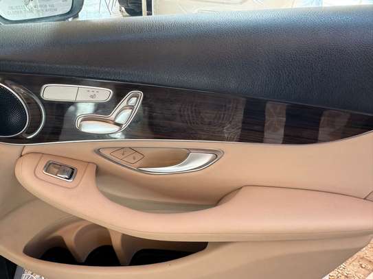 Mercedes Glc 300 2018 image 5