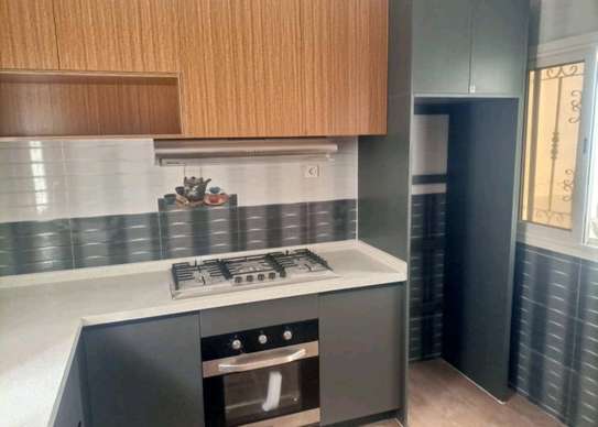 Sacré cœur grand appartement F4 à louer image 7