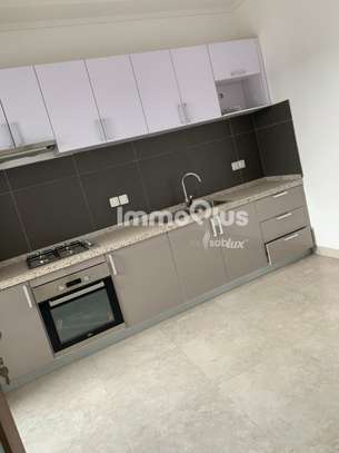 Appartement de standing au Point E image 6