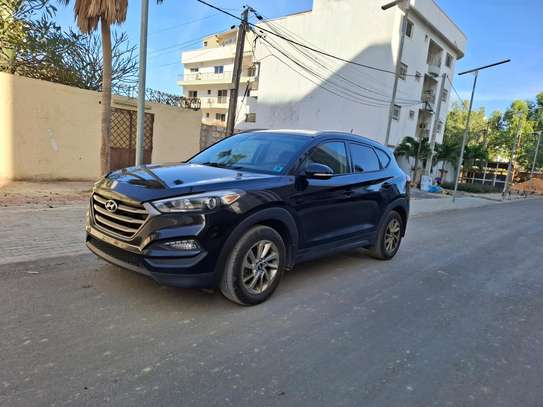 Hyundai tucson image 5